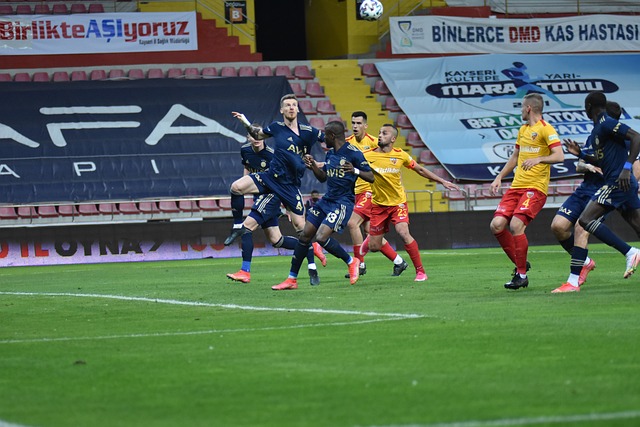 和其他竞争 和其他竞争