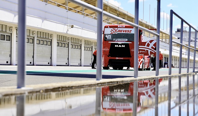 哈登24次单场50分，现役最多，库里距15次只差一步.